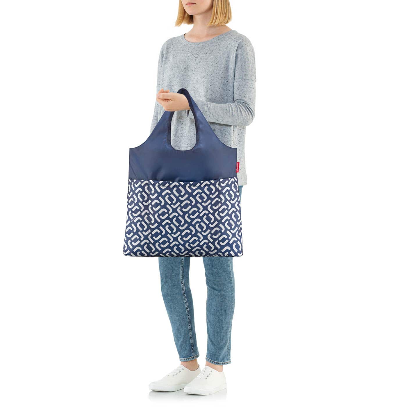 Reisenthel-Mini-Maxi-Shopper-plus-signature-navy-1