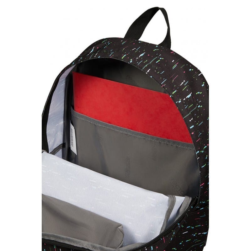 american-tourister-urban-groove-lifestyle-bp1-glitch-5