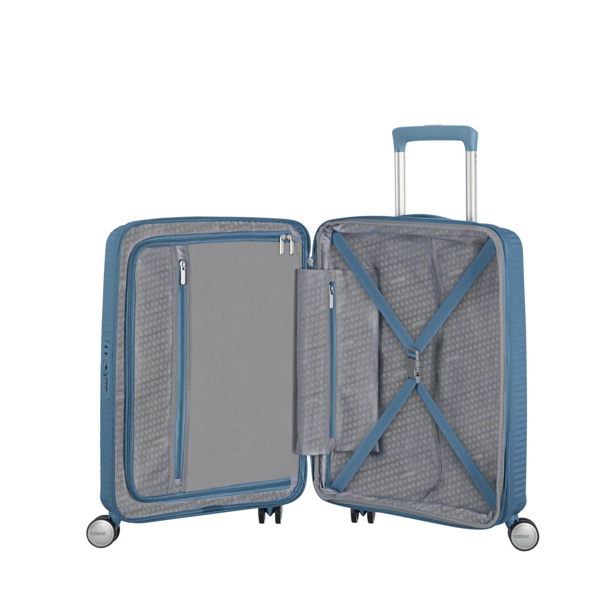 88472_E612_SOUNDBOX_SPINNER_5520_TSA_EXP_INTERIOR-scaled